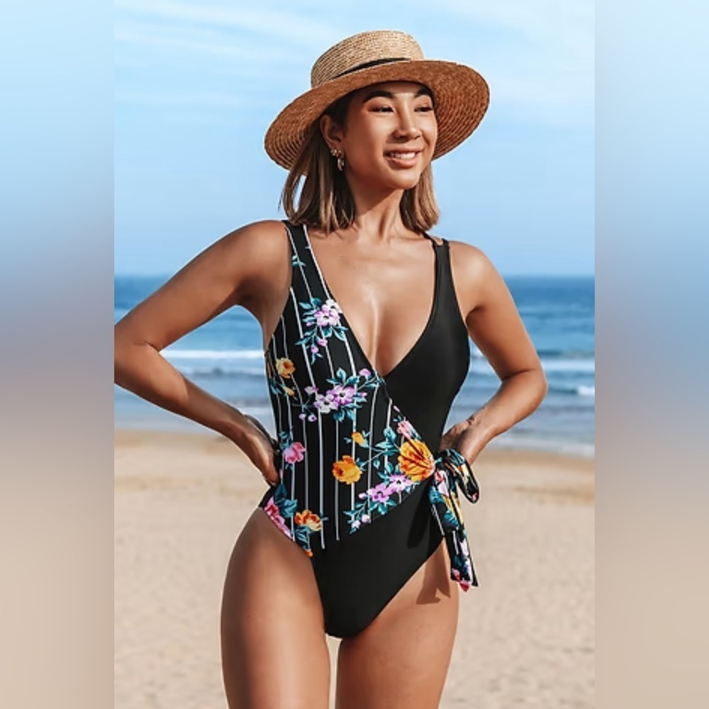 NWT - CUPSHE - Summer Bliss Striped Floral Wrap one piece.